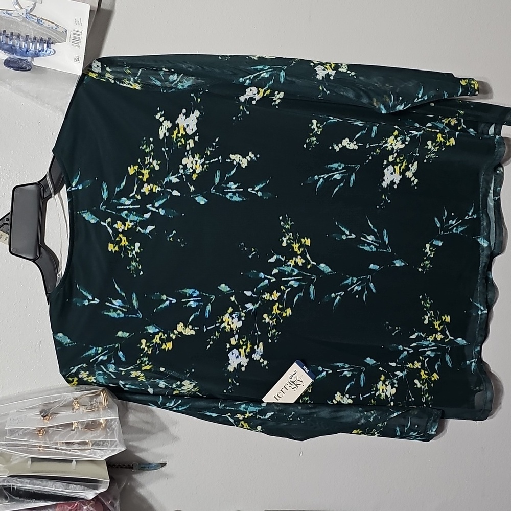 Nwt Terra & Sky Sheer Sleeve Top #390 - Picture 4 of 4